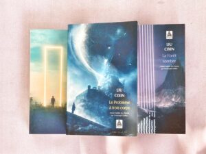 #17 La trilogie de Liu Cixin – « Le problème à trois corps », « La forêt sombre », et « La mort immortelle »