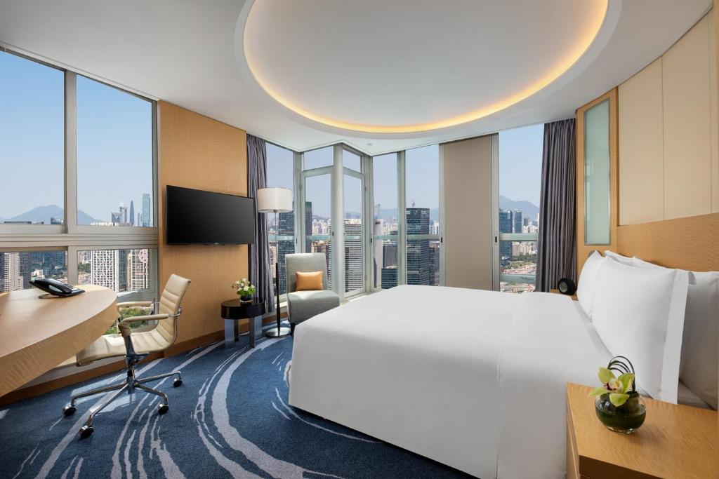 Crowne Plaza Shenzhen Futian